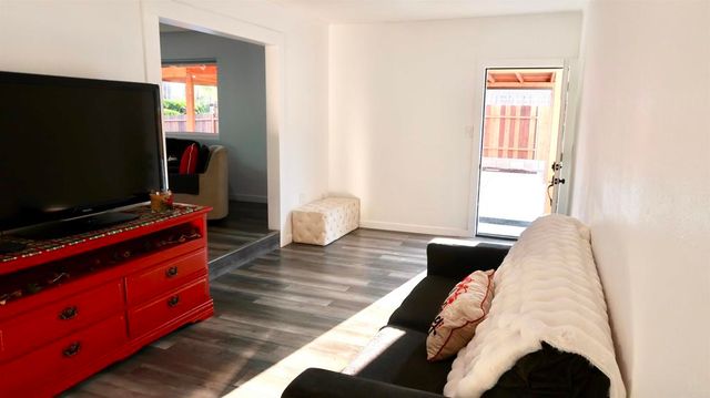 $999,900 | 2801 College Boulevard, Oceanside, CA 92056