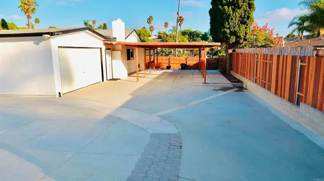$909,900 | 2801 College Boulevard, Oceanside, CA 92056