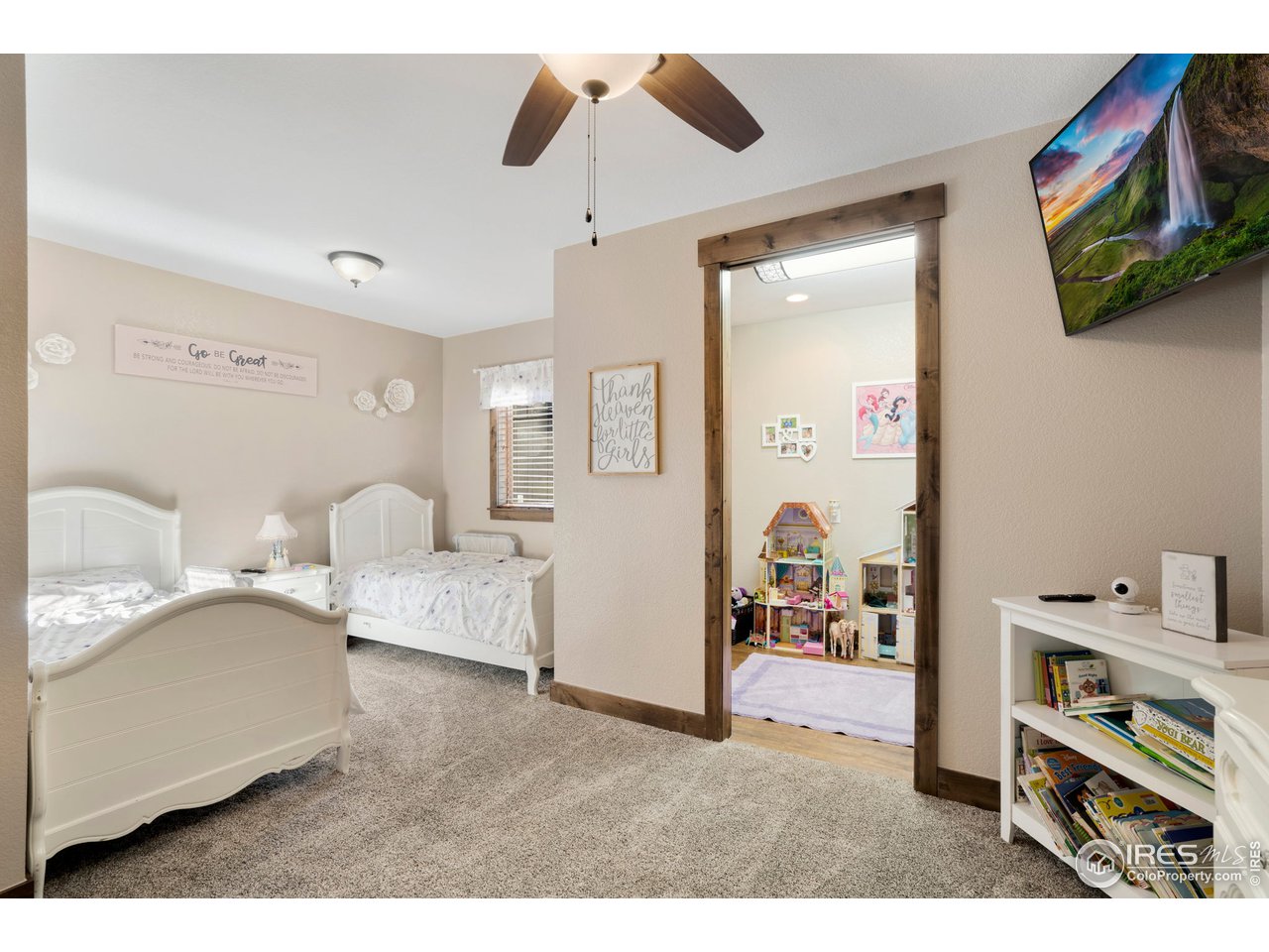 608 Riverside Court Greeley, CO 80634 - Photo 26 of 36 3rd bedroom/flex room with large crafting closet