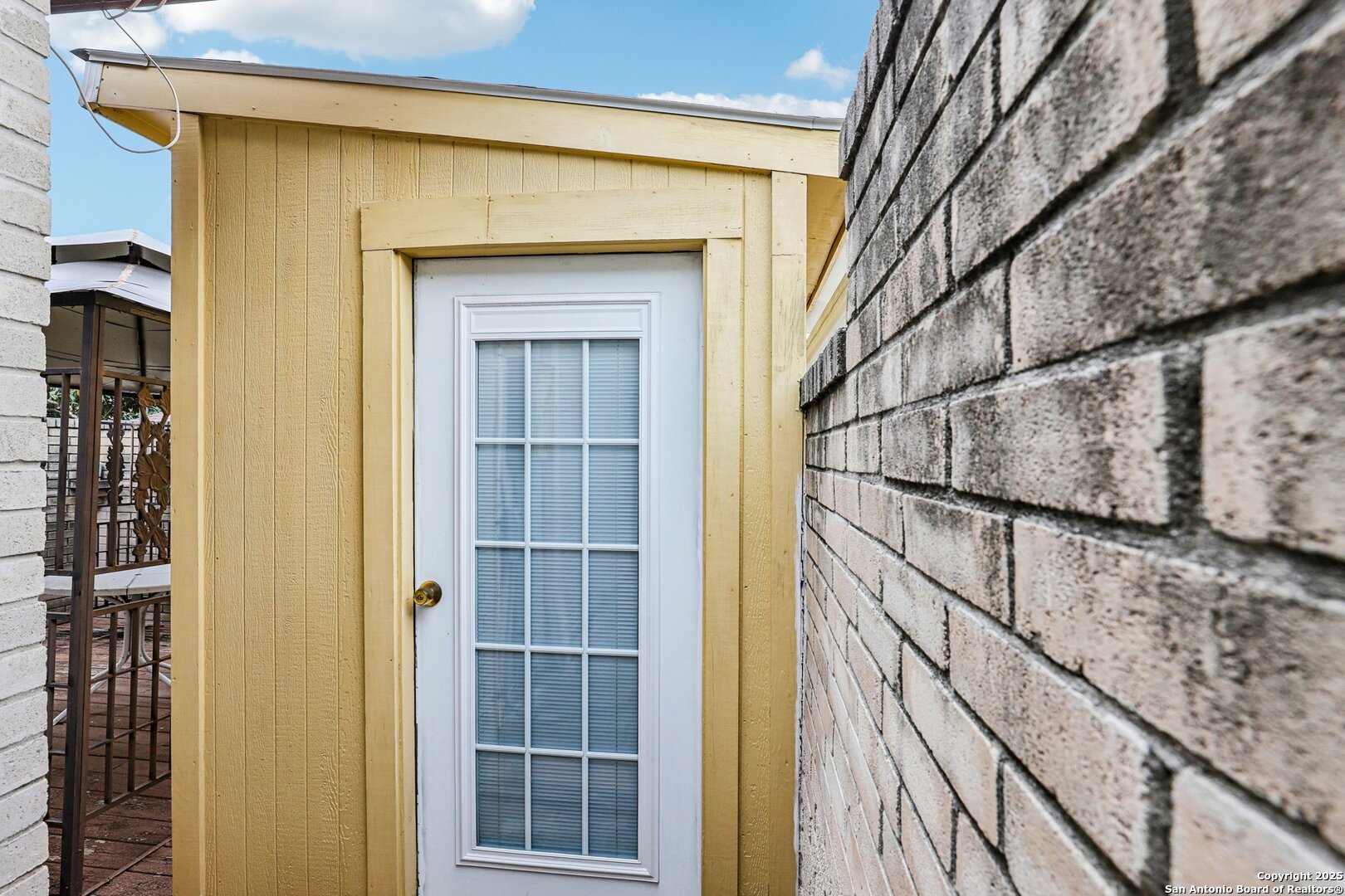 5817 Winding Ridge Drive Windcrest, TX 78239 - Photo 45 of 52 a view of entryway