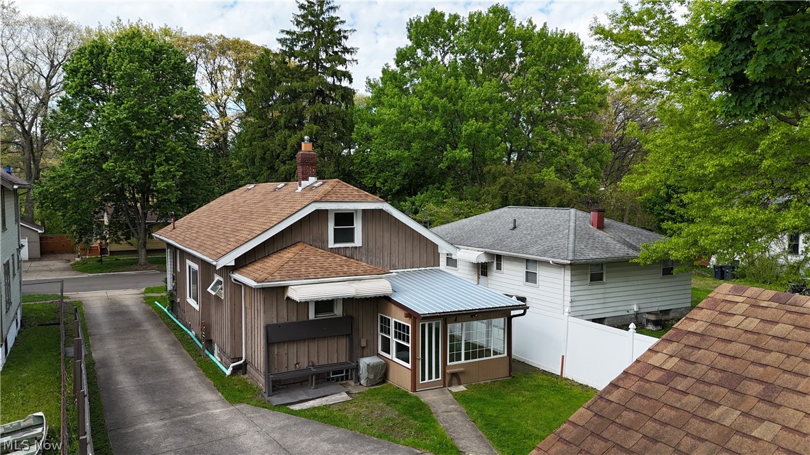1468 Riverside Drive Akron, OH 44310 - Photo 3 of 23 Gallery Image 3