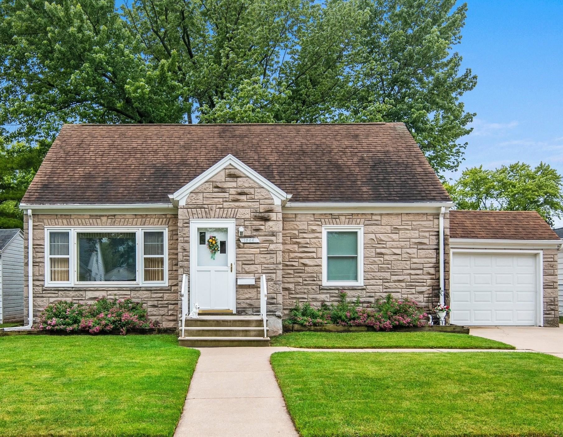 1586 Edison Street Green Bay, WI 54302 - Photo 1 of 1