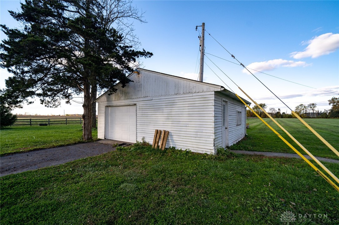 9306 Kenrick Road Dayton, OH 45458 - Photo 18 of 56