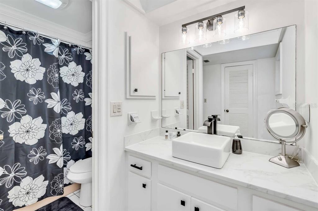 3953 Linwood Street Sarasota, FL 34232 - Photo 15 of 24