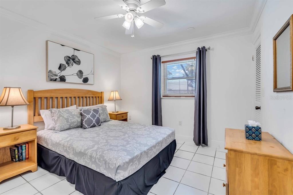 3953 Linwood Street Sarasota, FL 34232 - Photo 16 of 24