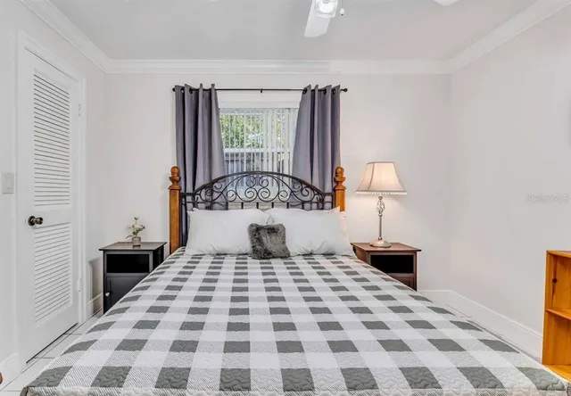 $499,999 | 3953 Linwood Street, Sarasota, FL 34232