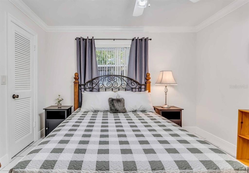 3953 Linwood Street Sarasota, FL 34232 - Photo 19 of 24