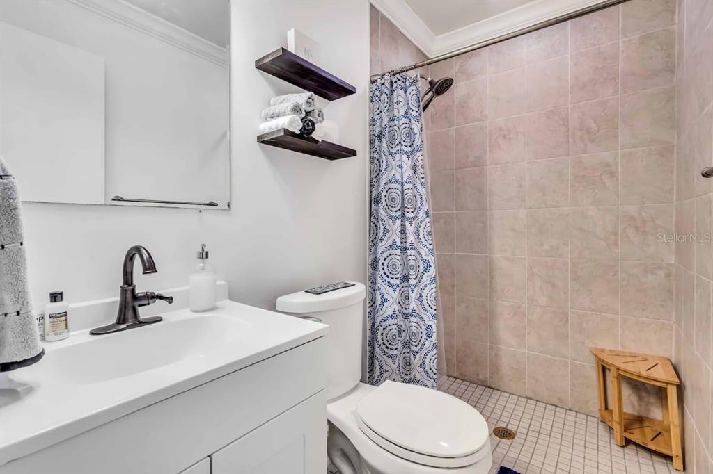 3953 Linwood Street Sarasota, FL 34232 - Photo 20 of 24