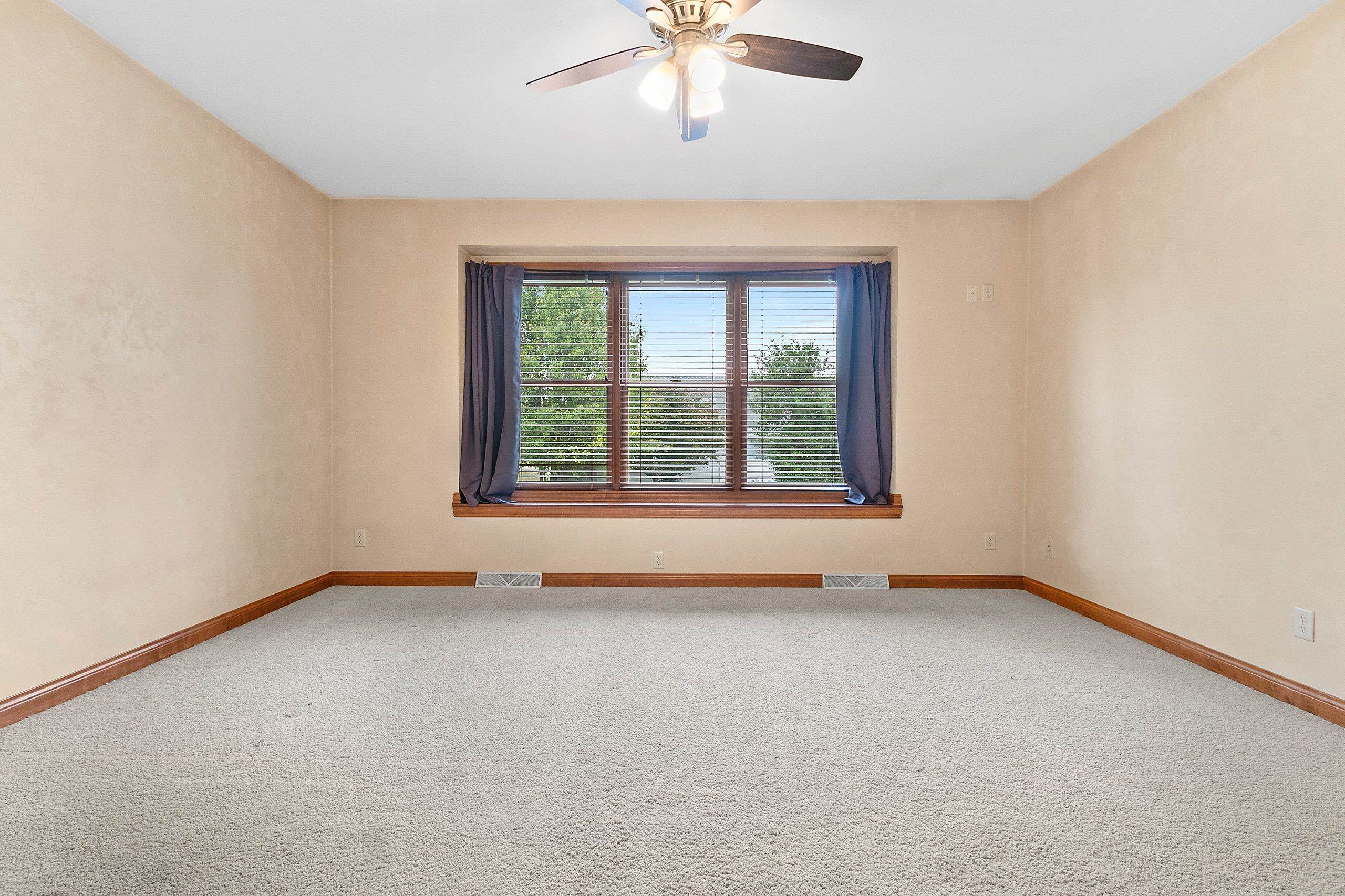1892 Sunrise Lane Appleton, WI 54913 - Photo 20 of 50