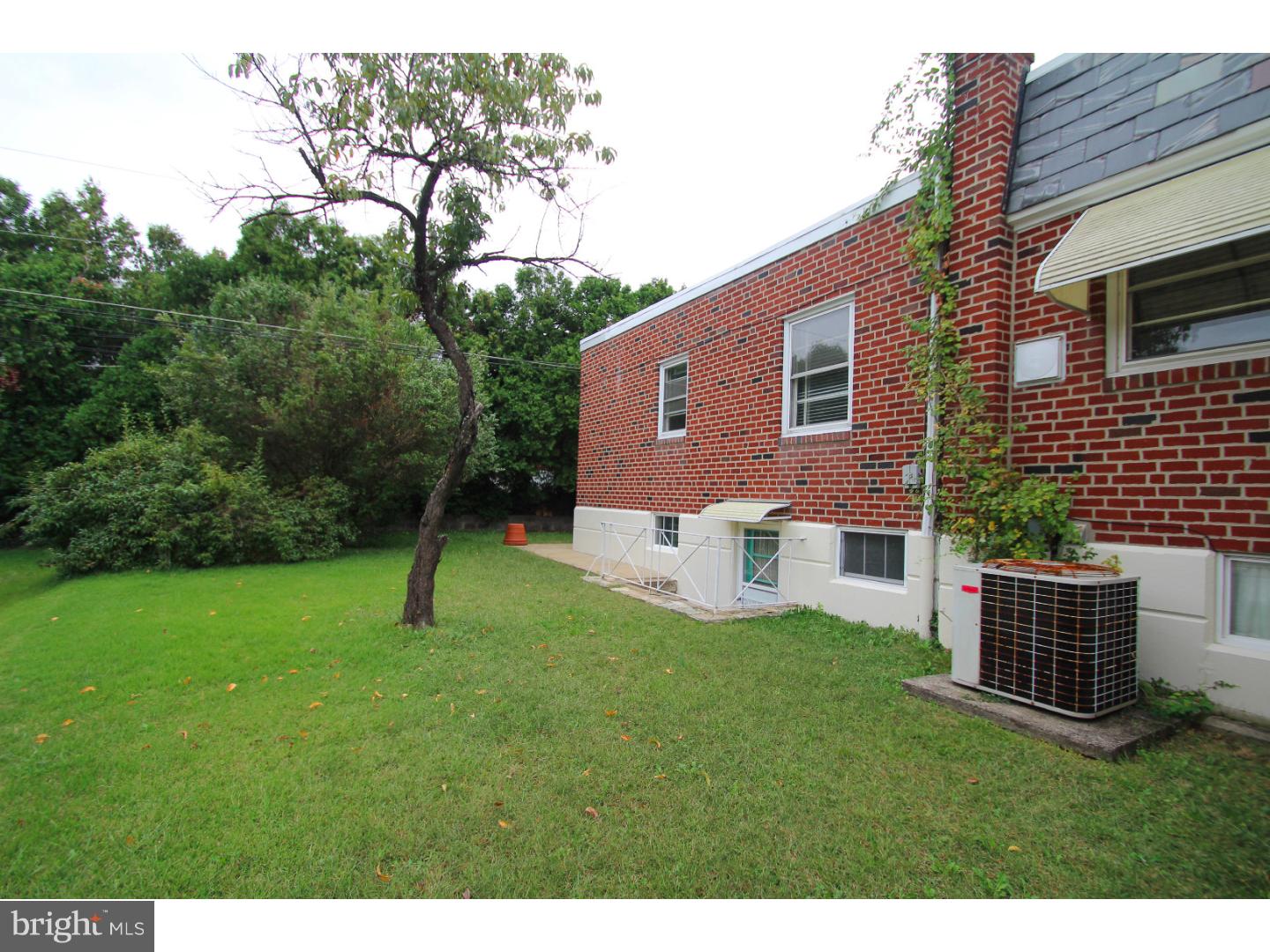 2917 Gelena Road Philadelphia, PA 19152 - Photo 2 of 22 Gallery Image 2