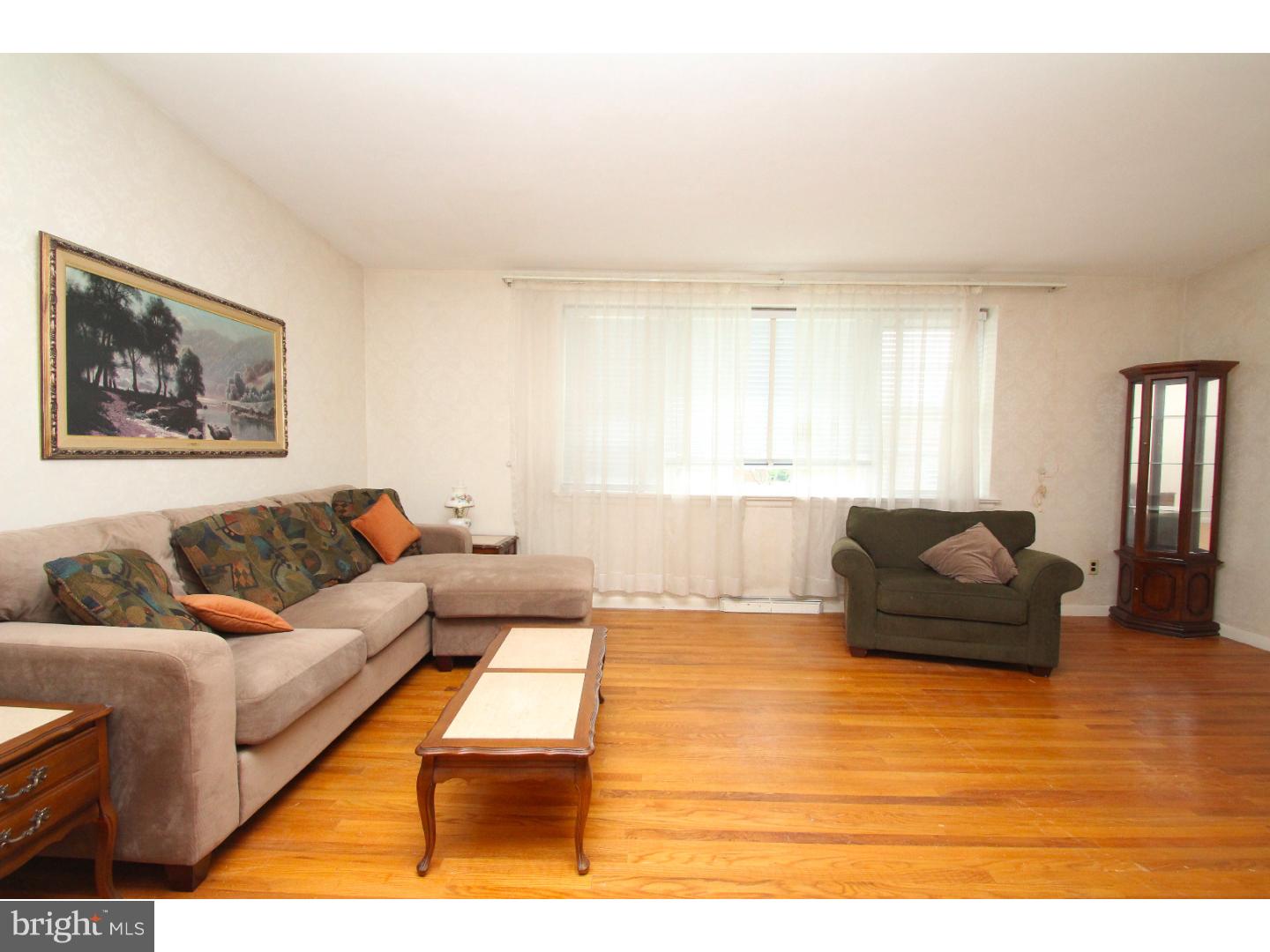 2917 Gelena Road Philadelphia, PA 19152 - Photo 12 of 22 Gallery Image 12