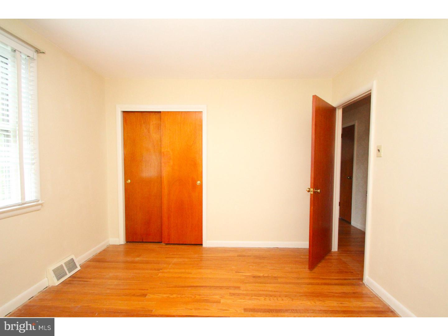 2917 Gelena Road Philadelphia, PA 19152 - Photo 18 of 22 Gallery Image 18