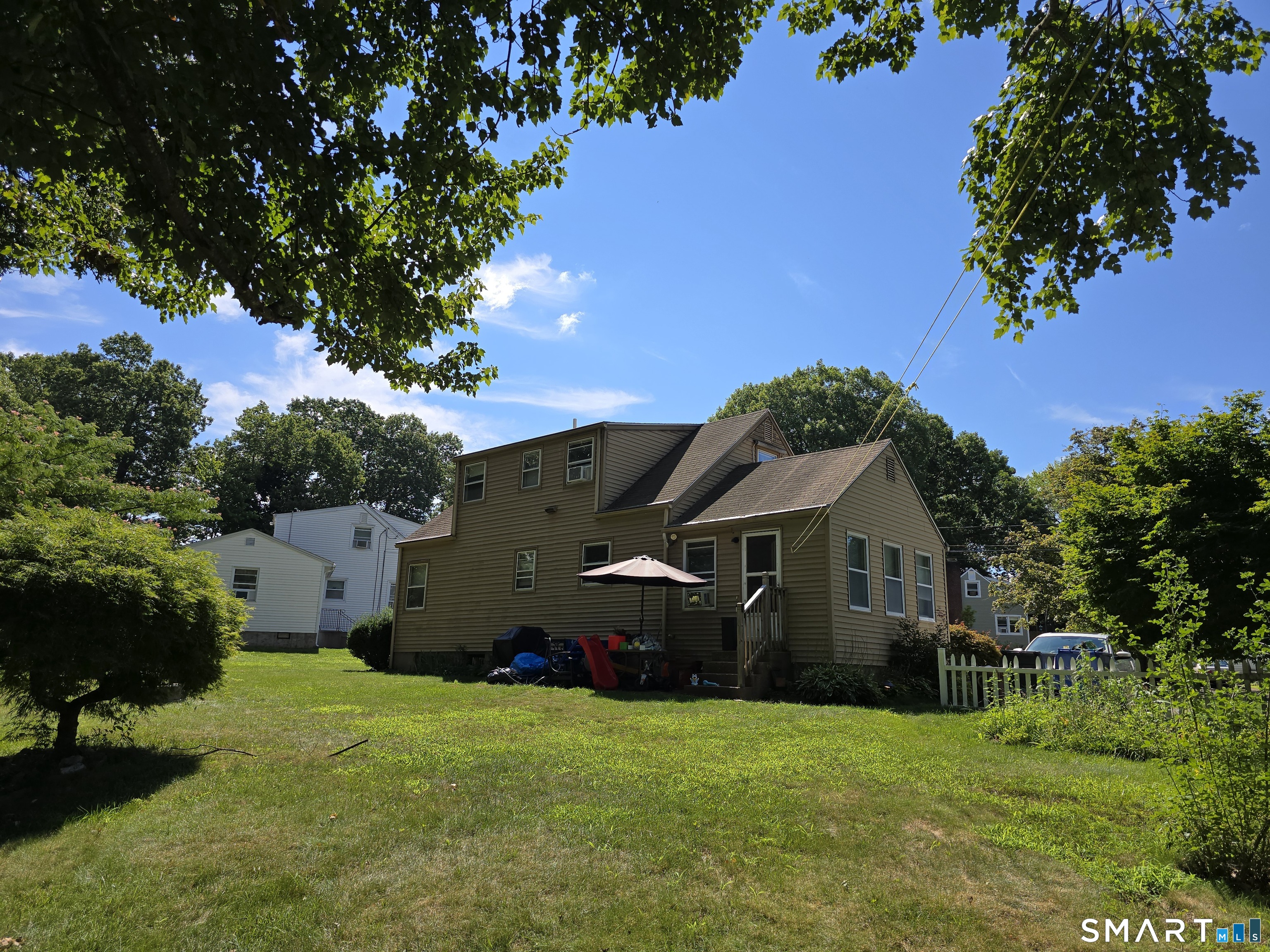 117 Helaine Road Manchester, CT 06042 - Photo 18 of 20 Gallery Image 18
