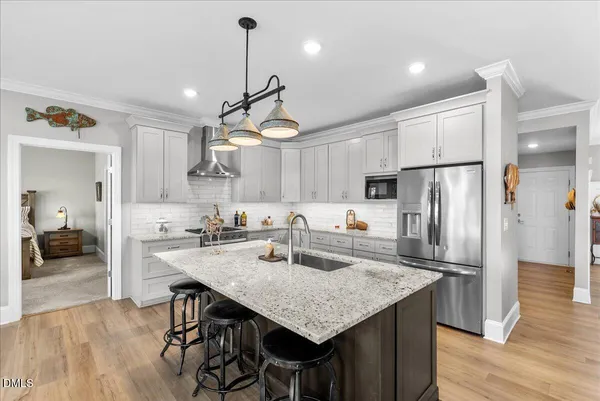 $1,275,000 | 125 Lakeview Circle, Gasburg, VA 23887