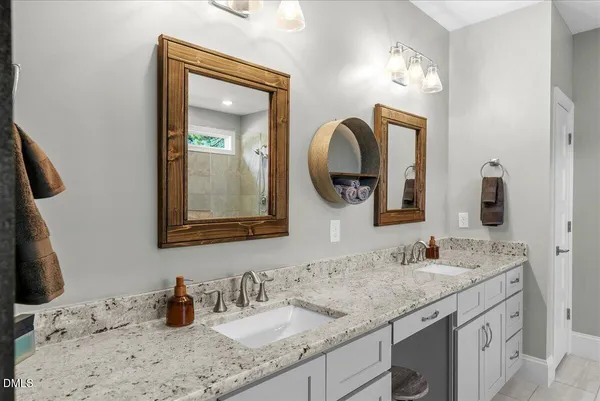 $1,275,000 | 125 Lakeview Circle, Gasburg, VA 23887
