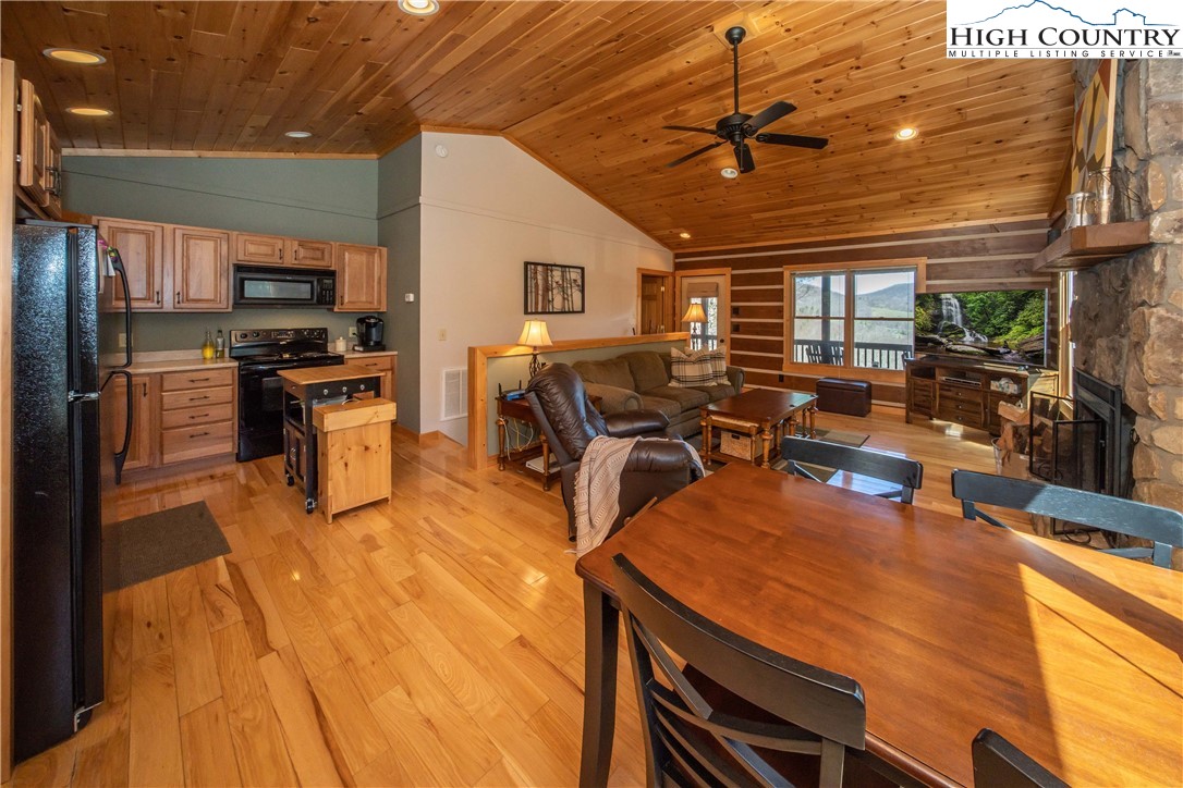 308 Ragan Road Todd, NC 28684 - Photo 8 of 28 Gallery Image 8