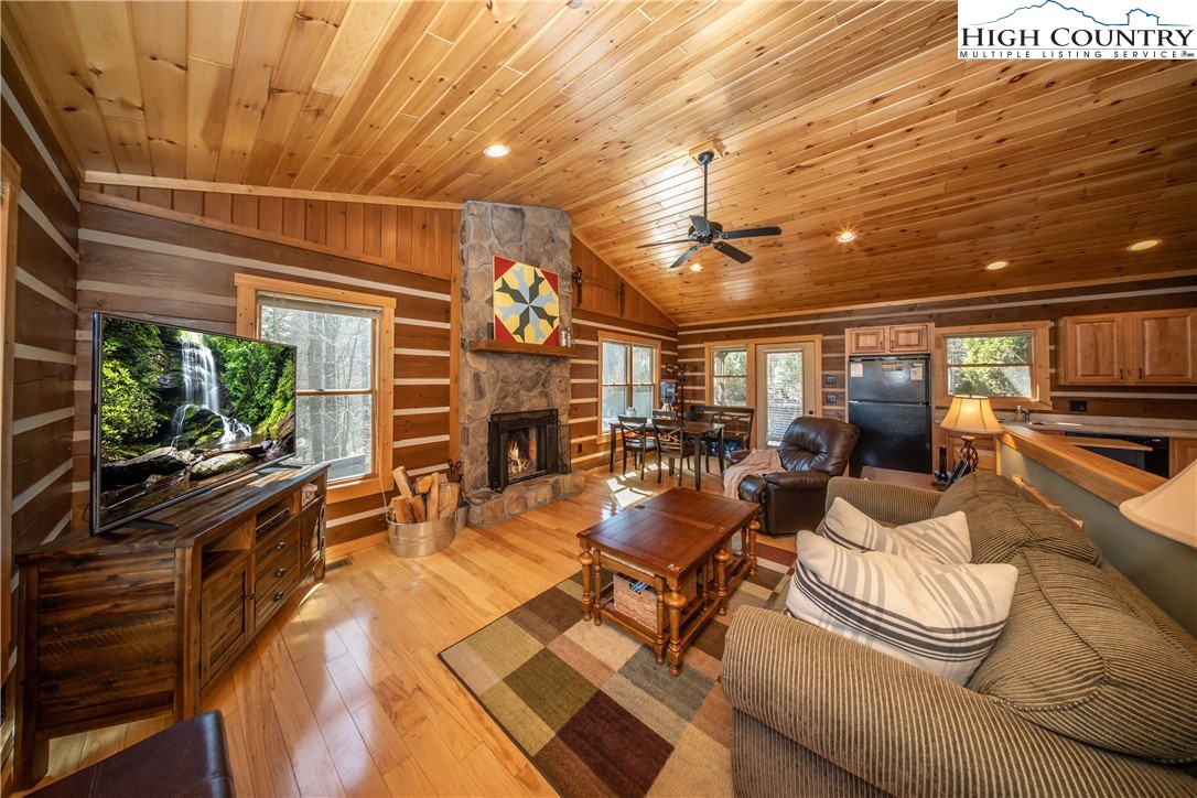 308 Ragan Road Todd, NC 28684 - Photo 9 of 28 Gallery Image 9
