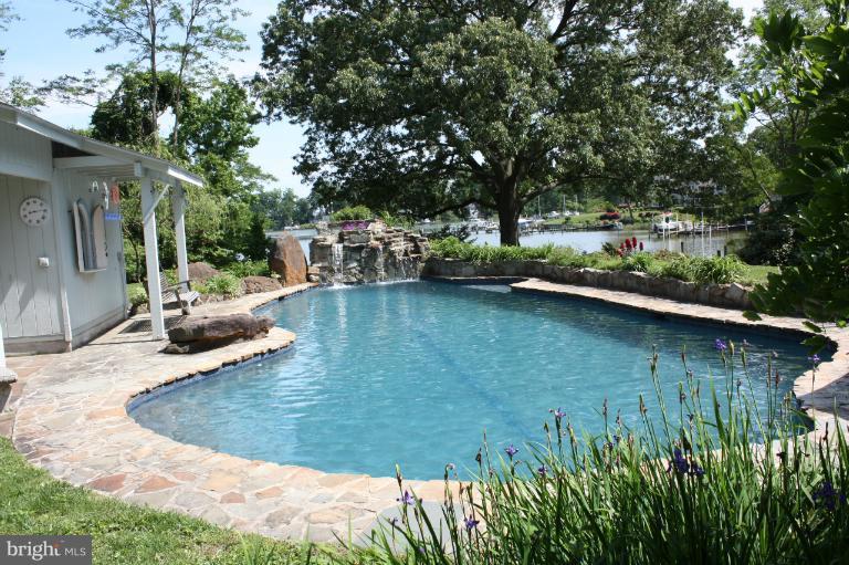 1263 Magothy Road Pasadena, MD 21122 - Photo 26 of 30 Heated inground gunnite pool