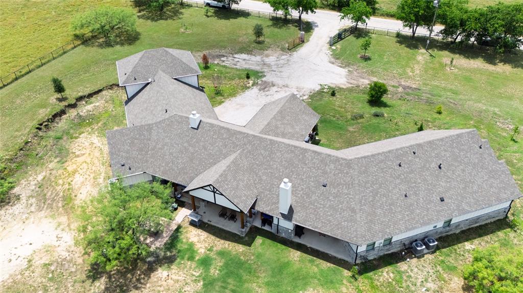 5559 County Road 4010 Decatur, TX 76234 - Photo 4 of 40