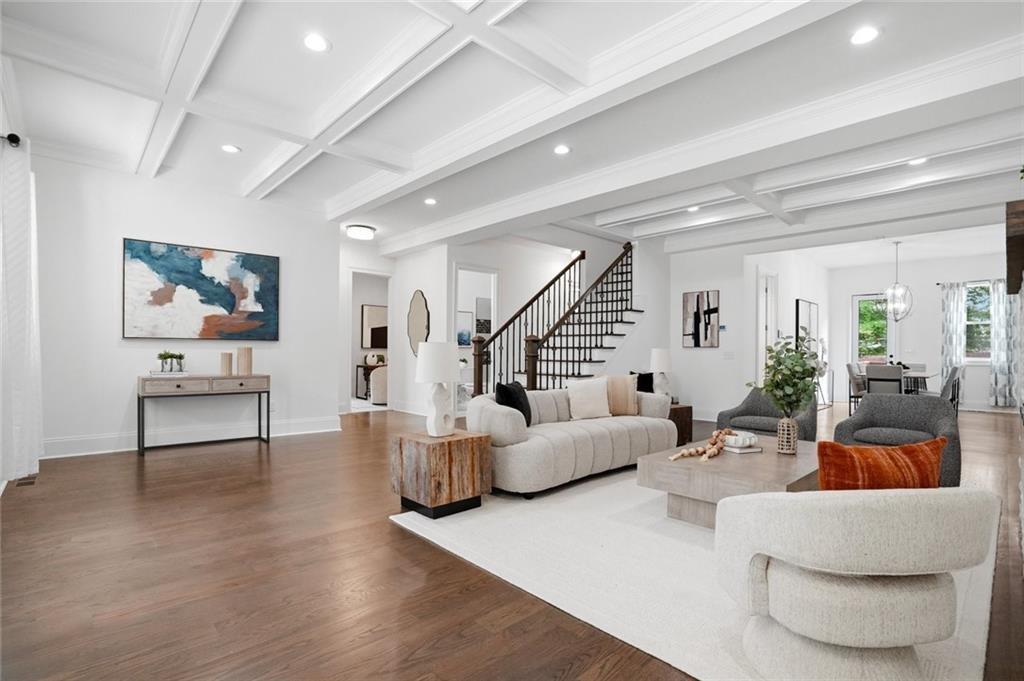 2415 West Rugby Avenue Atlanta, GA 30337 - Photo 3 of 40