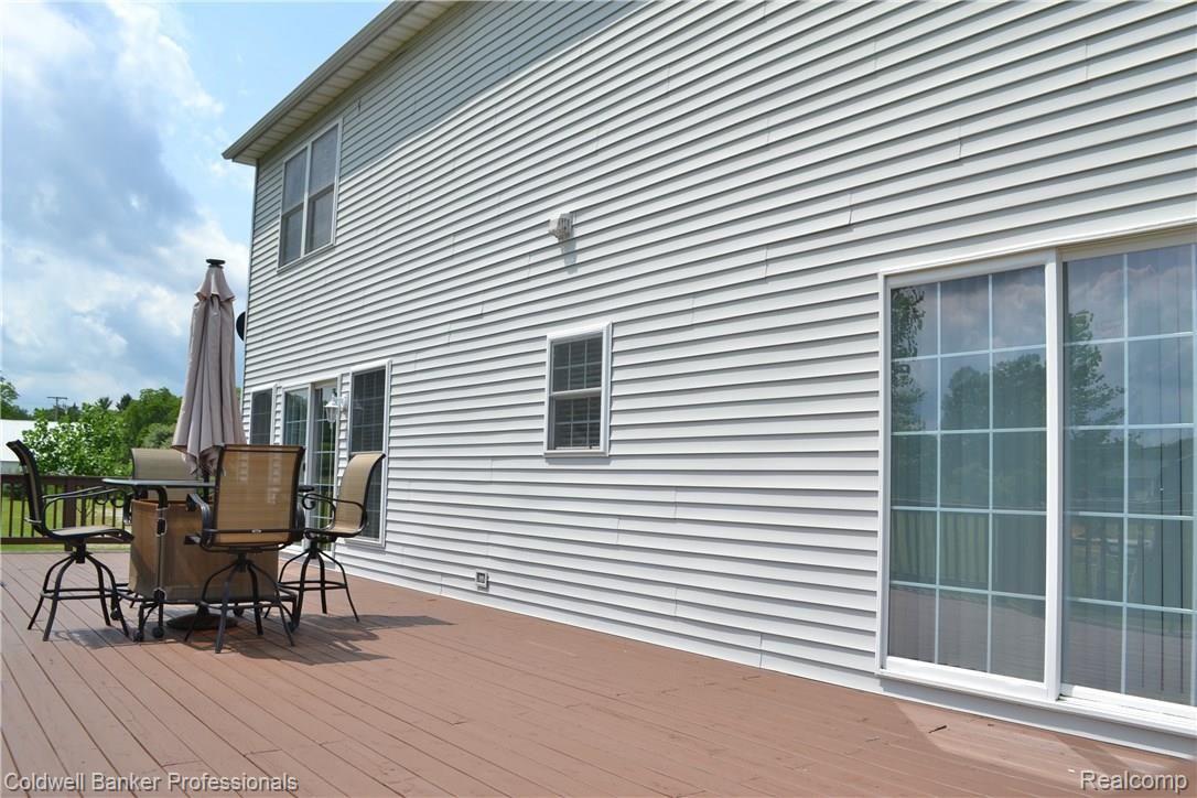 2453 Morris Road Lapeer, MI 48446 - Photo 5 of 32 DSC_0393.JPG