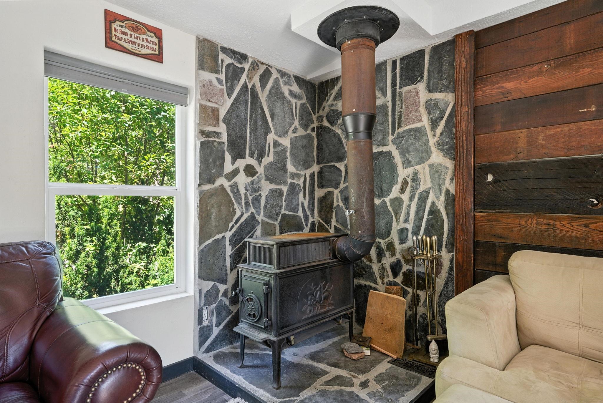 301 Casey Road Newport, WA 99156 - Photo 12 of 32 Gallery Image 12