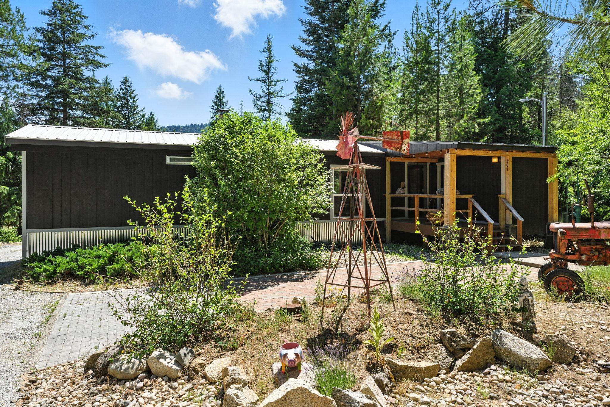 301 Casey Road Newport, WA 99156 - Photo 3 of 32 Gallery Image 3
