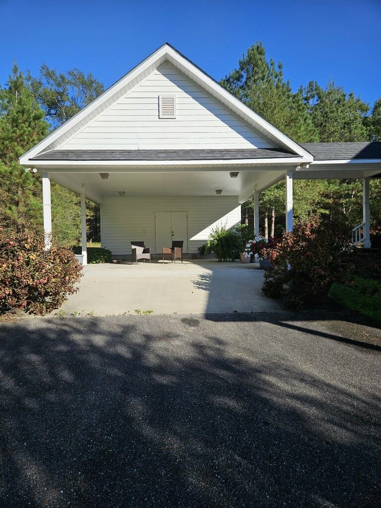 45820 Phillipsville Road Bay Minette, AL 36507 - Photo 3 of 15 Parking