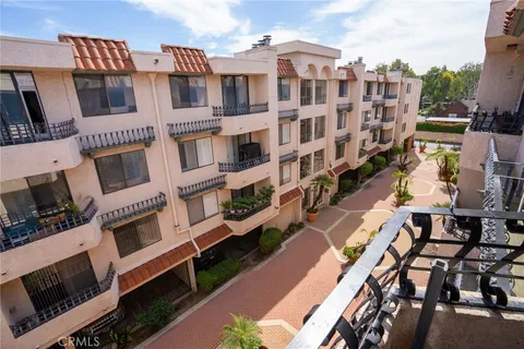 $429,000 | 28004 South Western Avenue, Unit 319, San Pedro, CA 90732