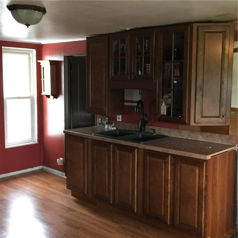 289 Golf Course Road Volant, PA 16156 - Photo 5 of 24 Kitchen