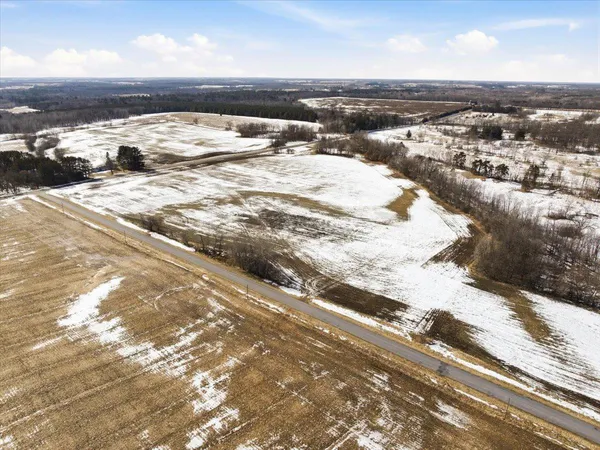 $2,067,200 | 2336 235th Street, Deer Park, WI 54007