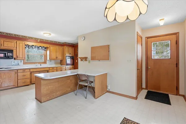 $2,067,200 | 2336 235th Street, Deer Park, WI 54007