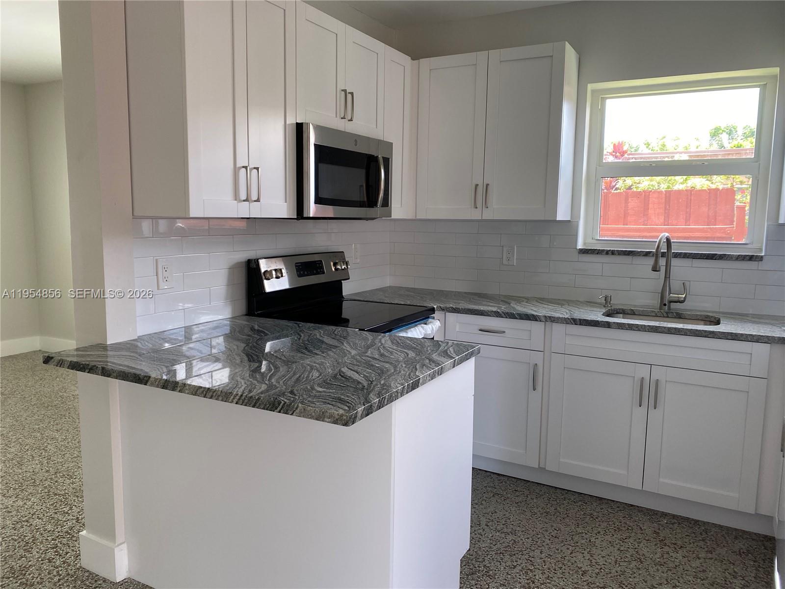 9435 Southwest 39th Street, Unit 9435 Miami, FL 33165 - Photo 3 of 8