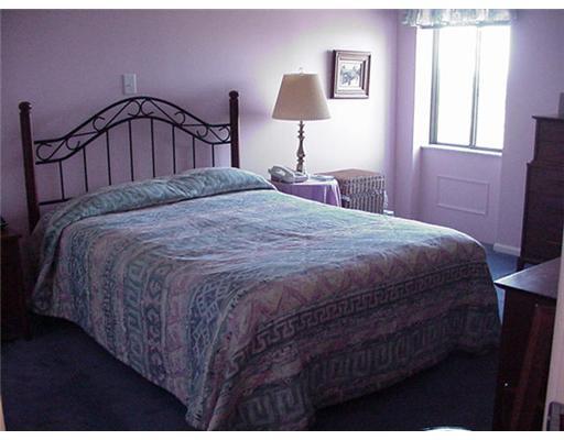900 Washington Road, Unit 308 Mt. Lebanon, PA 15228 - Photo 10 of 16 Master Bedroom.