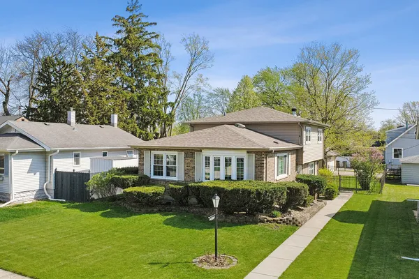 $415,000 | 7029 173rd Place, Tinley Park, IL 60477