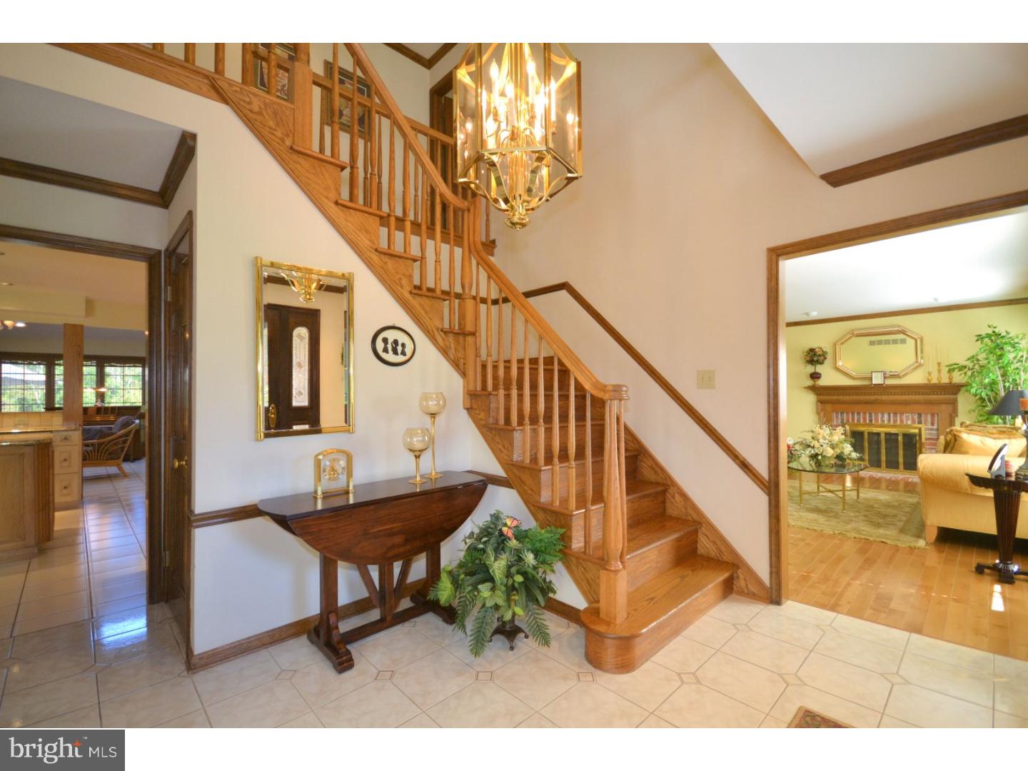 121 Timber Ridge Road Newtown, PA 18940 - Photo 2 of 25