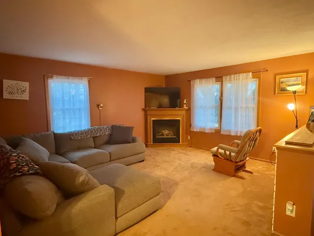 $235,000 | 11 North Renstrom Street, Blomkest, MN 56216