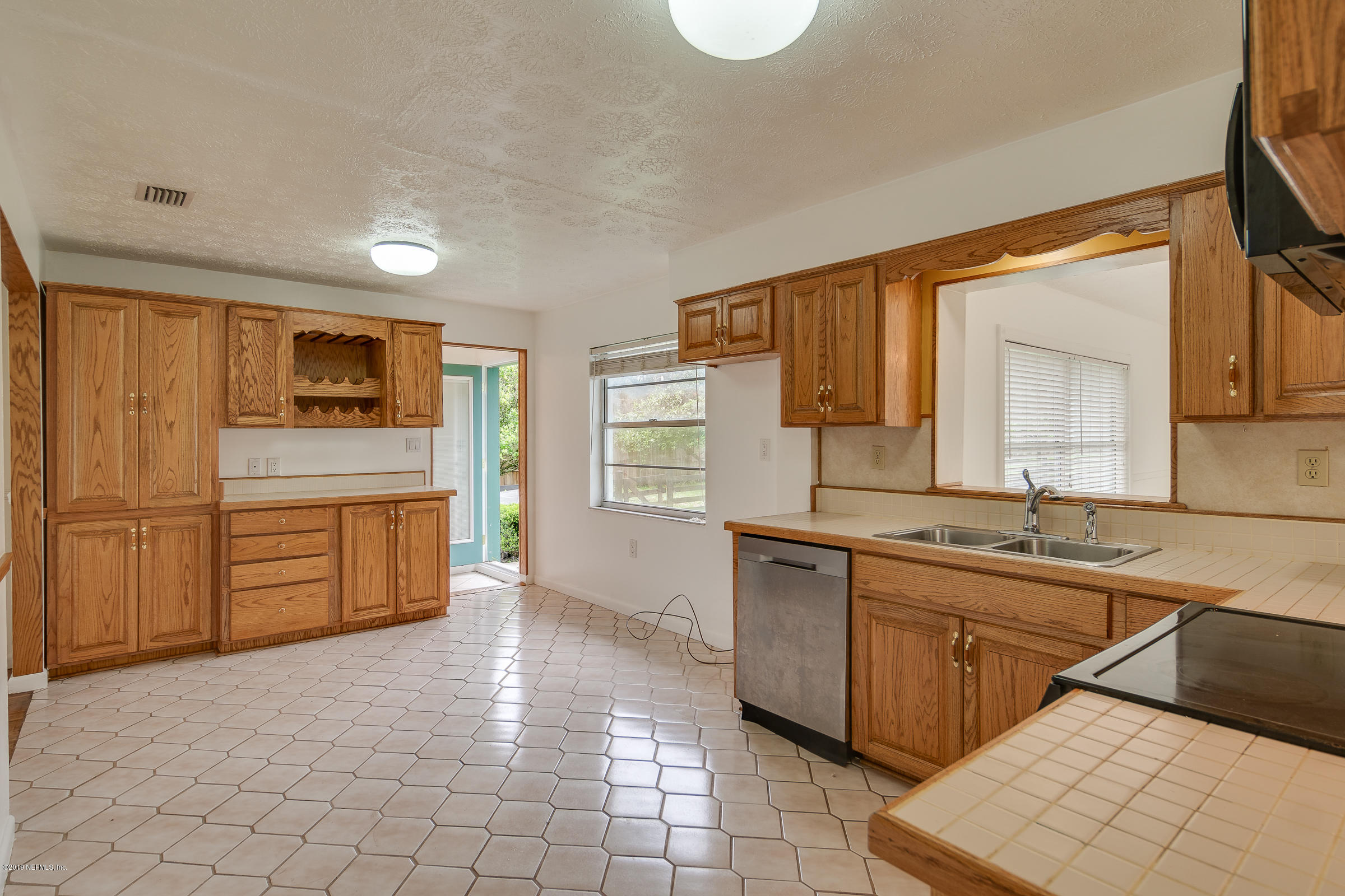 3802 Floyd Road Green Cove Springs, FL 32043 - Photo 7 of 29 Kitchen View 2