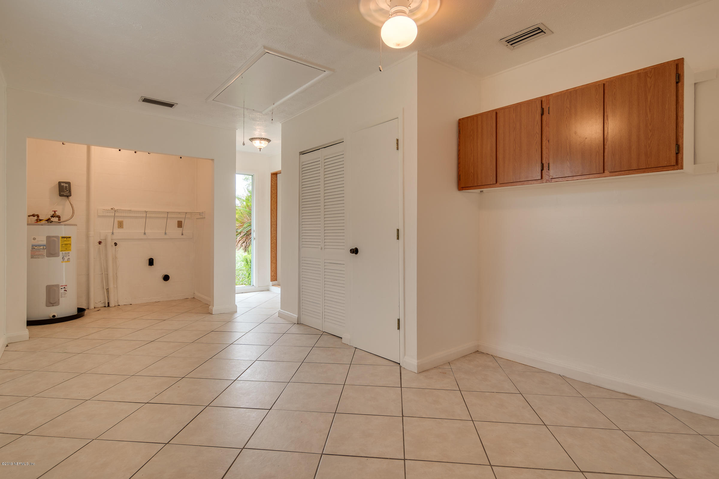 3802 Floyd Road Green Cove Springs, FL 32043 - Photo 8 of 29 Bonus Room-Laundry Room