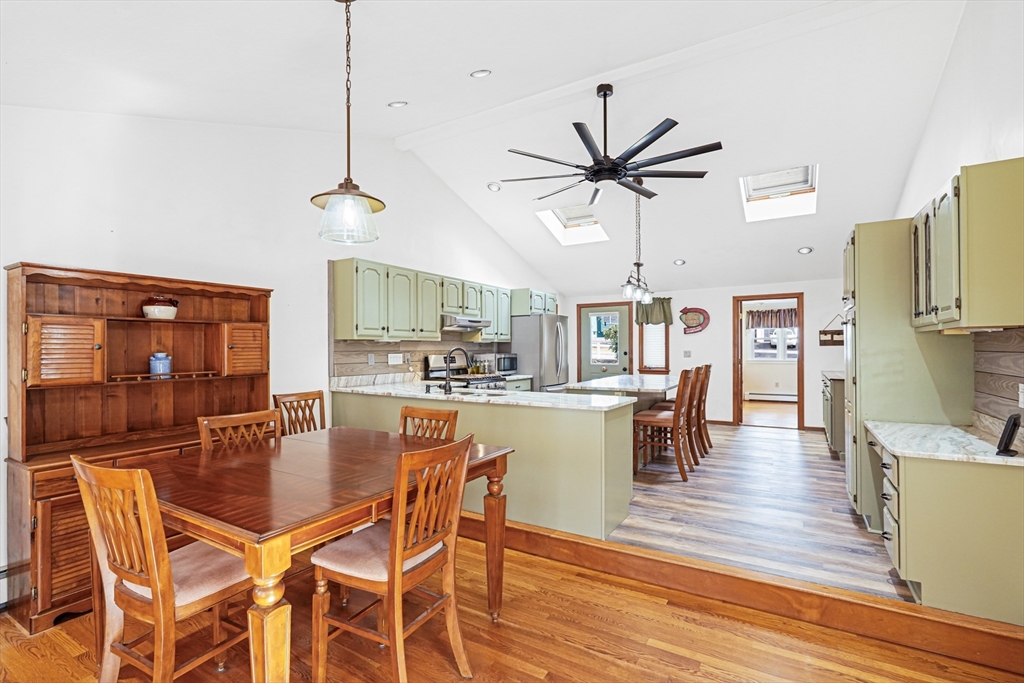 49 Homestead Road Holden, MA 01520 - Photo 10 of 33 Gallery Image 10
