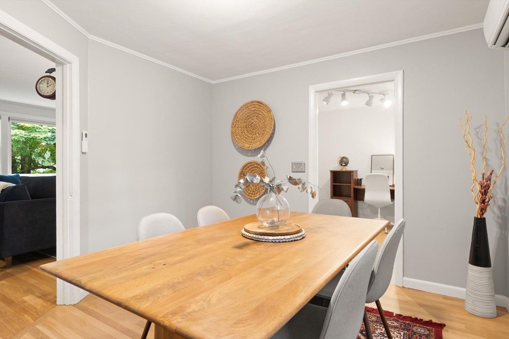 220 Old Lancaster Road Sudbury, MA 01776 - Photo 10 of 28