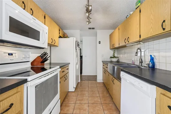 $304,400 | 1013 Oakhill Street, Seffner, FL 33584