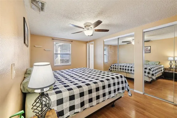 $304,400 | 1013 Oakhill Street, Seffner, FL 33584