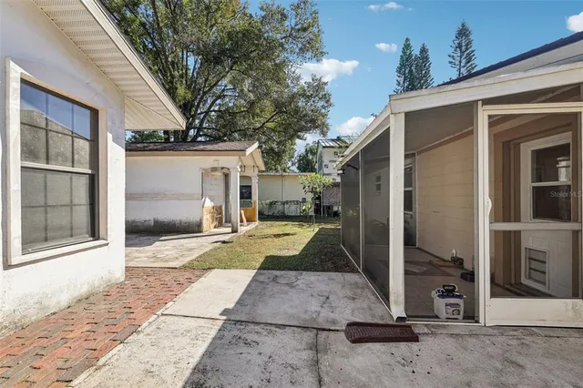 a view of a house entryway
