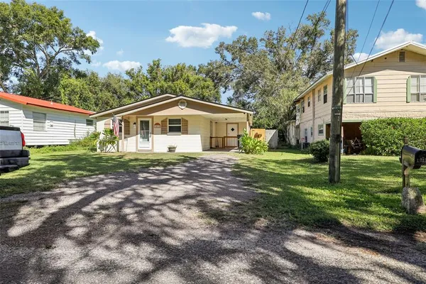 $304,400 | 1013 Oakhill Street, Seffner, FL 33584