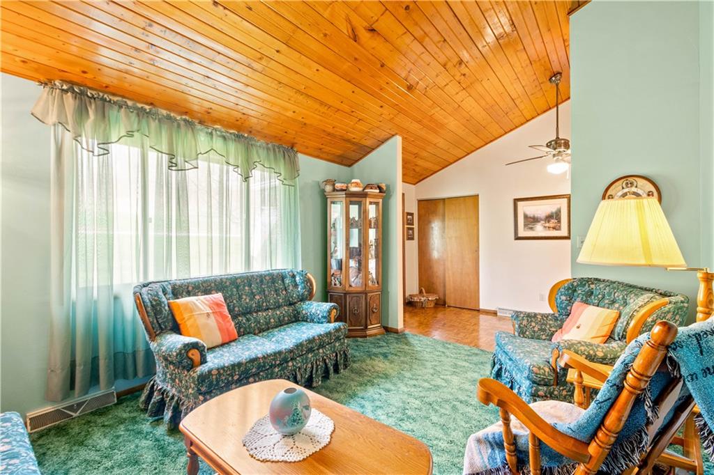 105 Deer Run Road Washington, PA 15301 - Photo 14 of 25 The entry way has stunning Pergo floors and a large sitting room to welcome your guests.