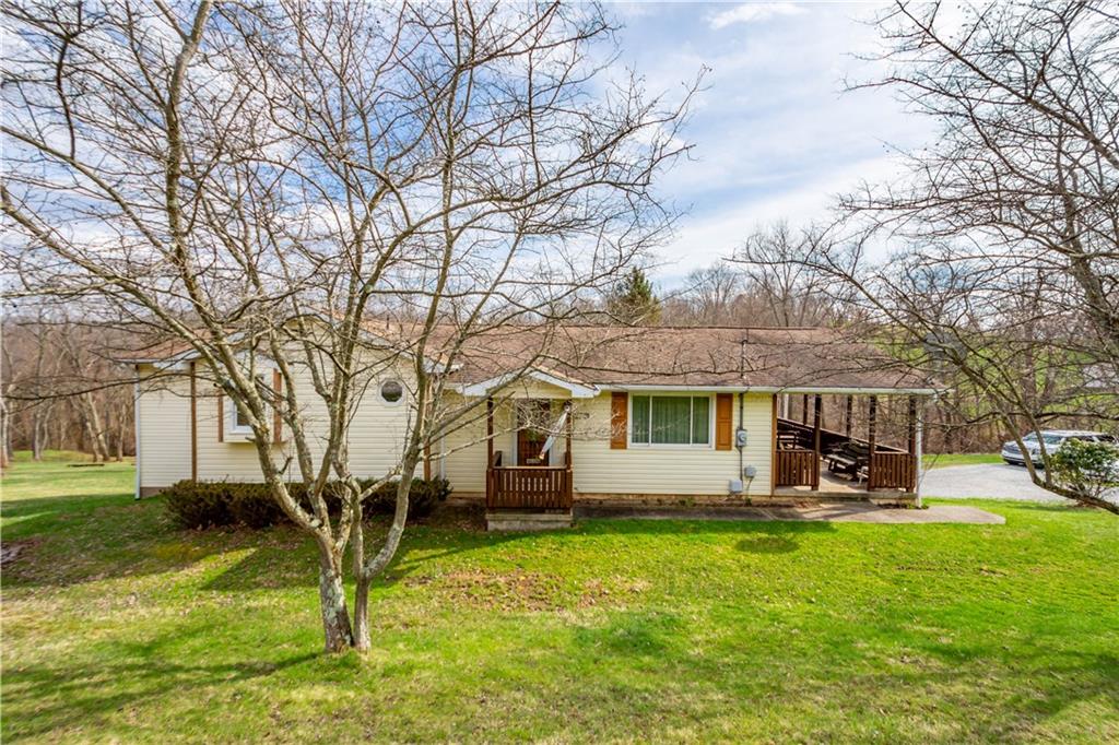 105 Deer Run Road Washington, PA 15301 - Photo 2 of 25 Welcome to 105 Deer Run Road!