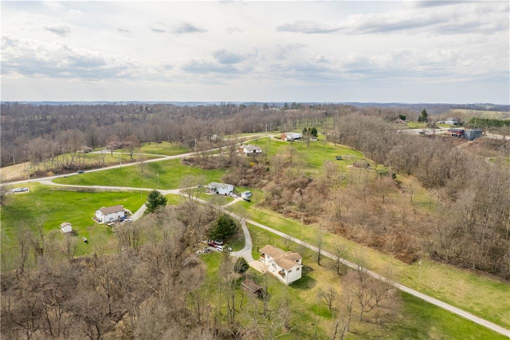 105 Deer Run Road Washington, PA 15301 - Photo 3 of 25 Three Private acres!