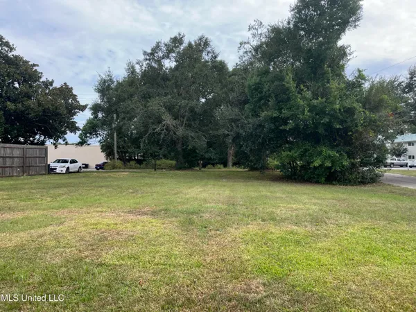$48,000 | 226 Russell Street, Long Beach, MS 39560
