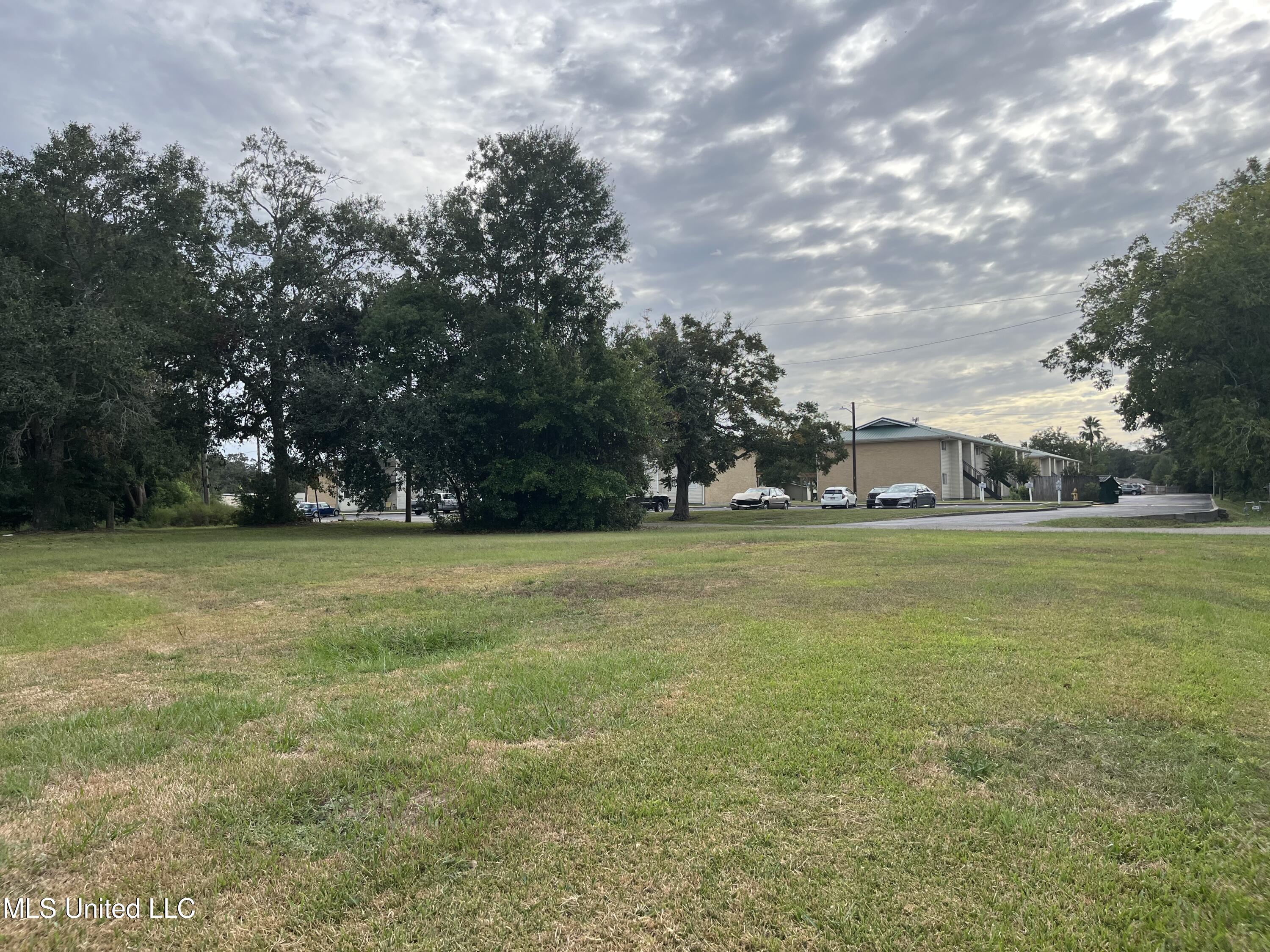 226 Russell Street Long Beach, MS 39560 - Photo 3 of 8 IMG_5873